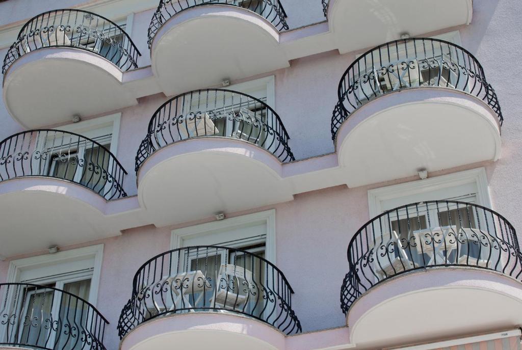 Hotel Vali Dramalj Crikvenica Exterior foto